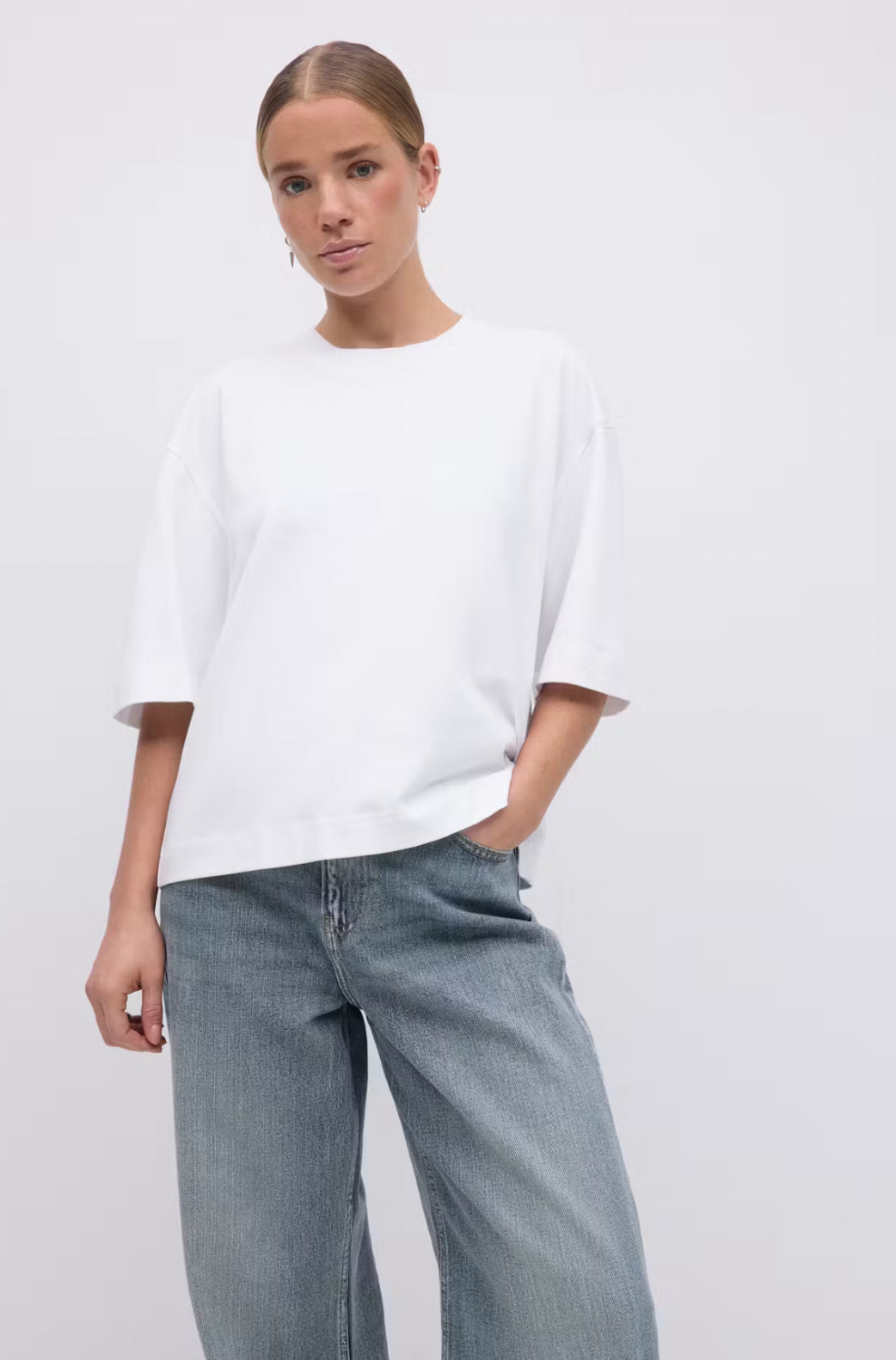 BASIC BOXY TEE - White