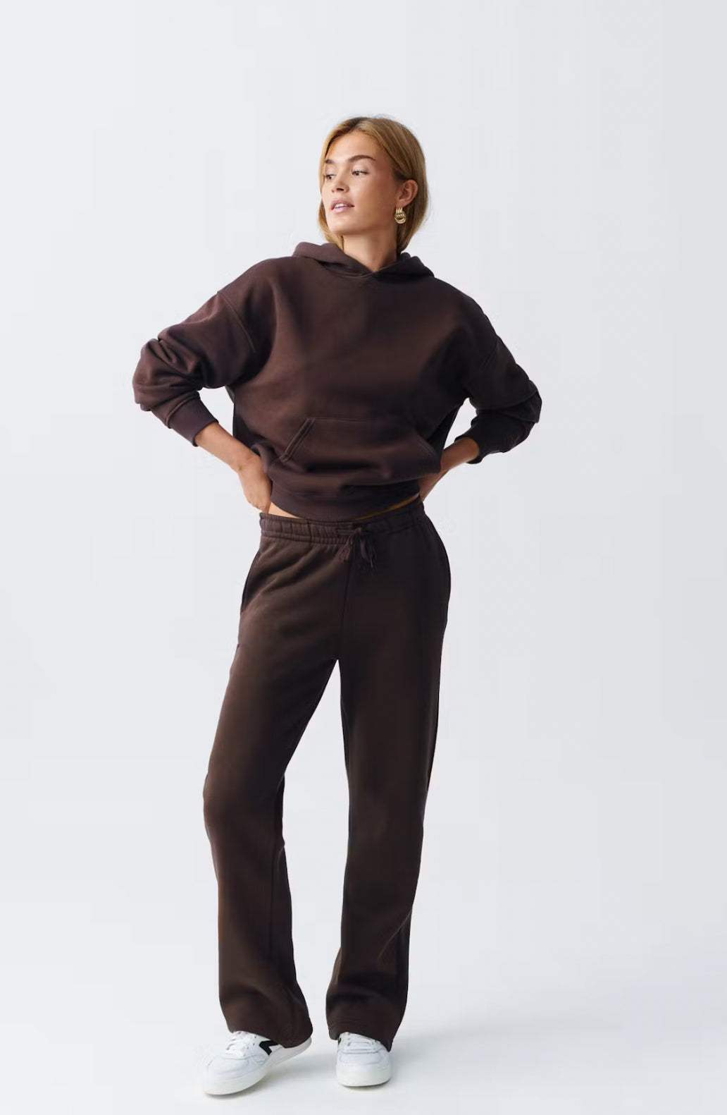 Basic Straight Sweatpants - Dark Brown