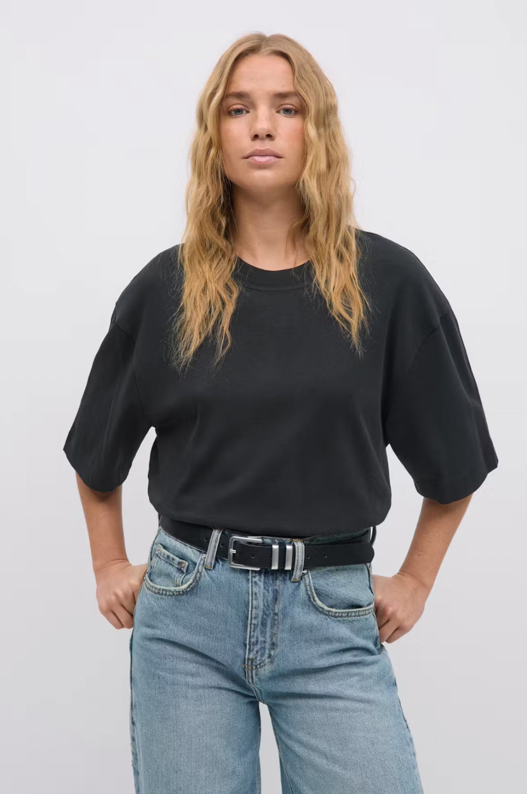 BASIC BOXY TEE - Offblack