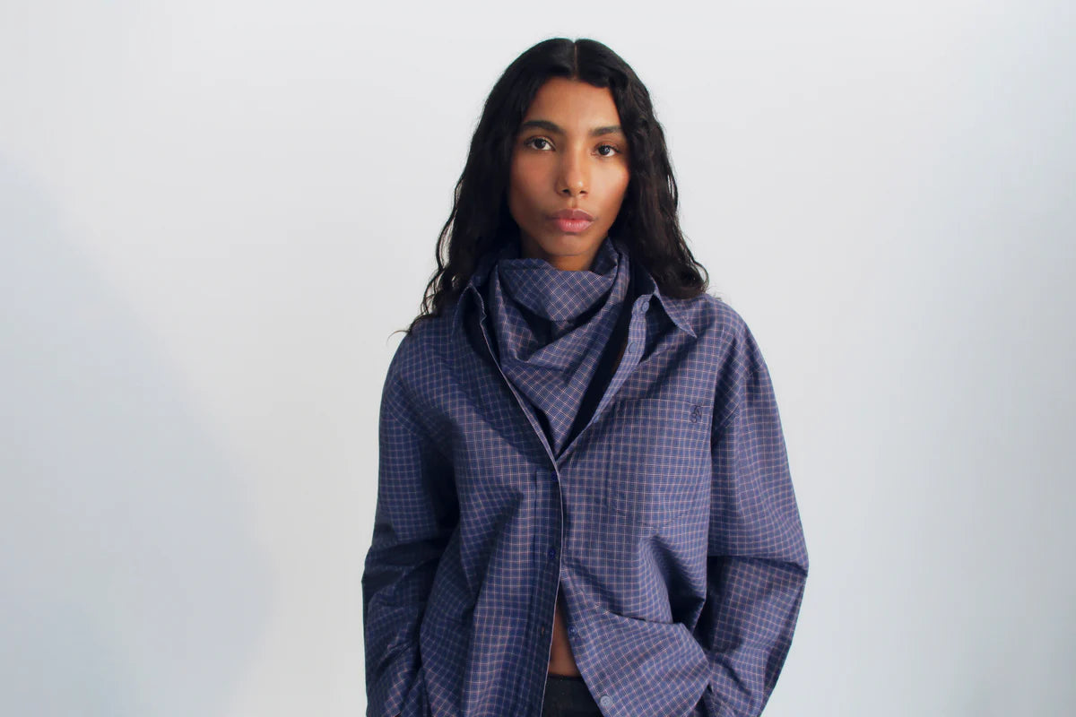 Estela Woman Shirt Check