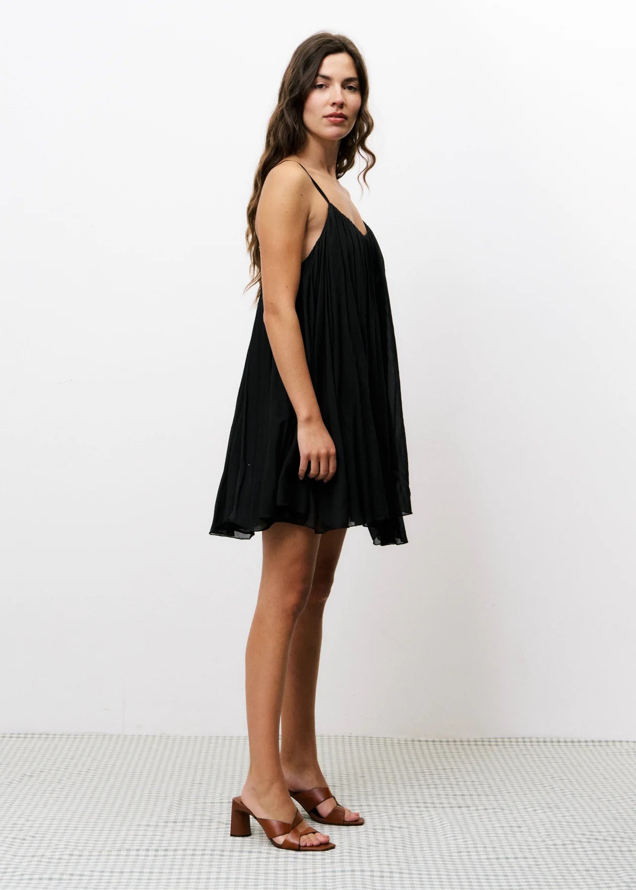 ROBE NIHED NOIR