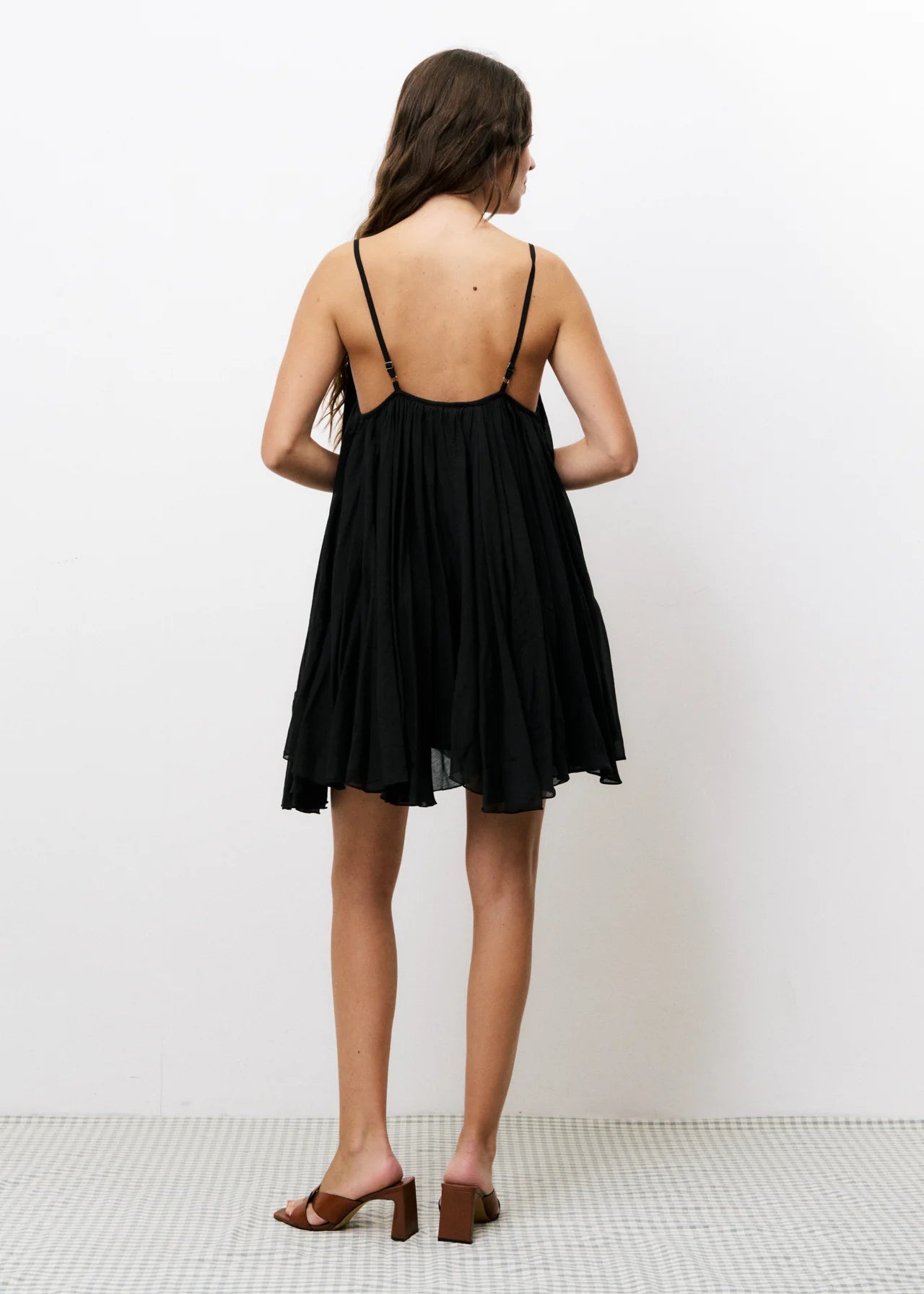 ROBE NIHED NOIR