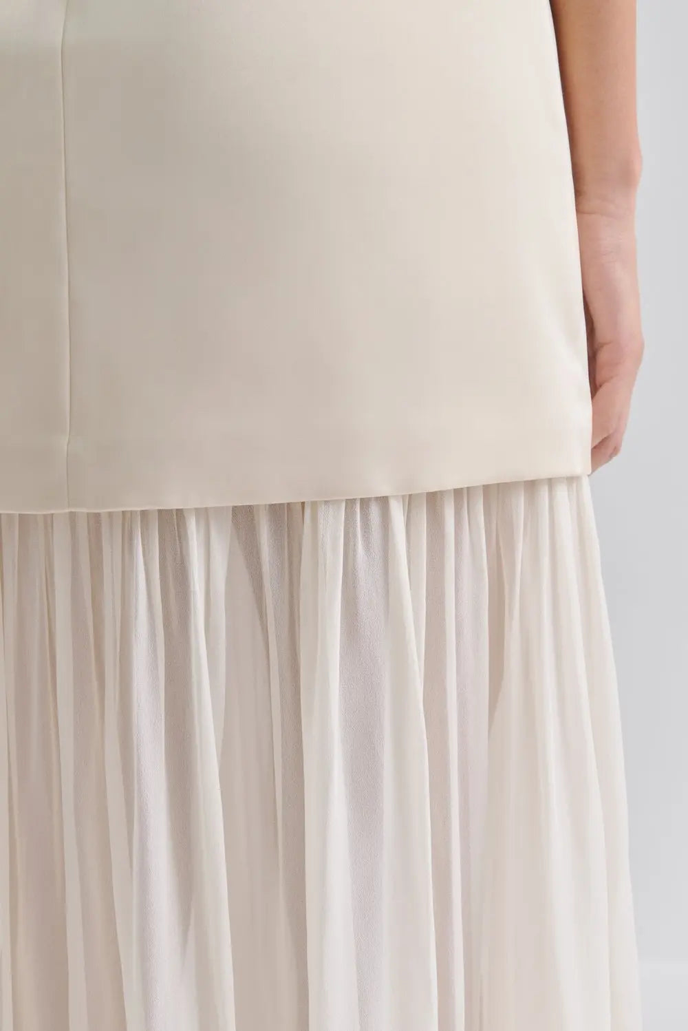 KARLA MAXIKLEID