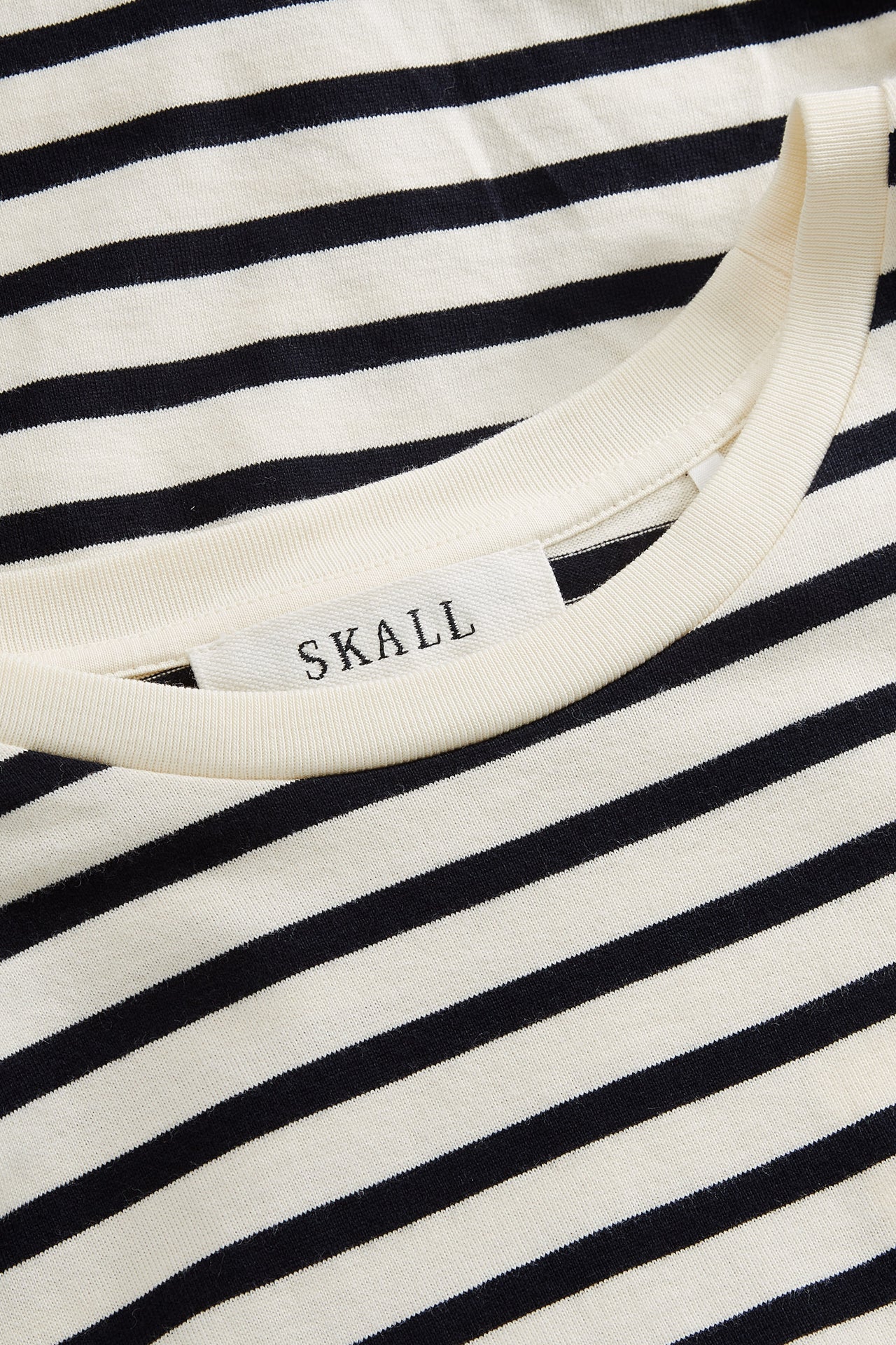 Loui regular tee - Dark Navy/ White