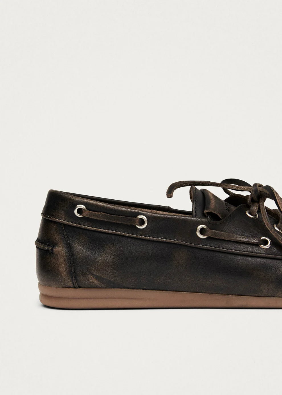ROWAN GEBRUSHTES BRAUNES LEDER LOAFER