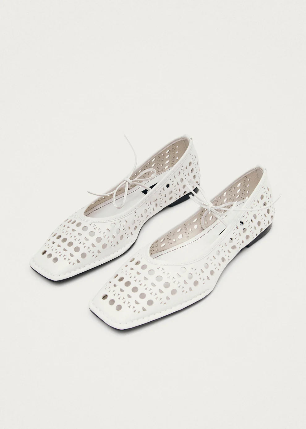 SWAY SLIT WHITE LEATHER BALLET FLATS Alohas