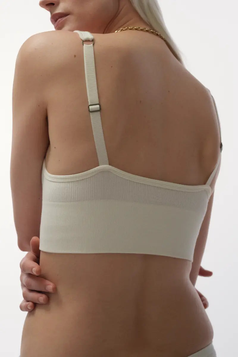 POSEY - Stylish sporty bralette in Offwhite