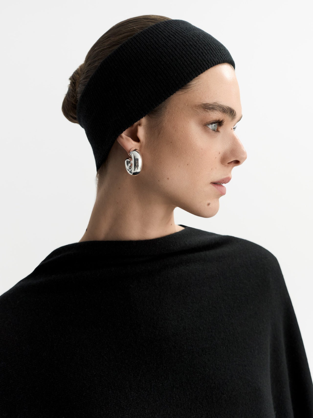 Knitted Headband - black