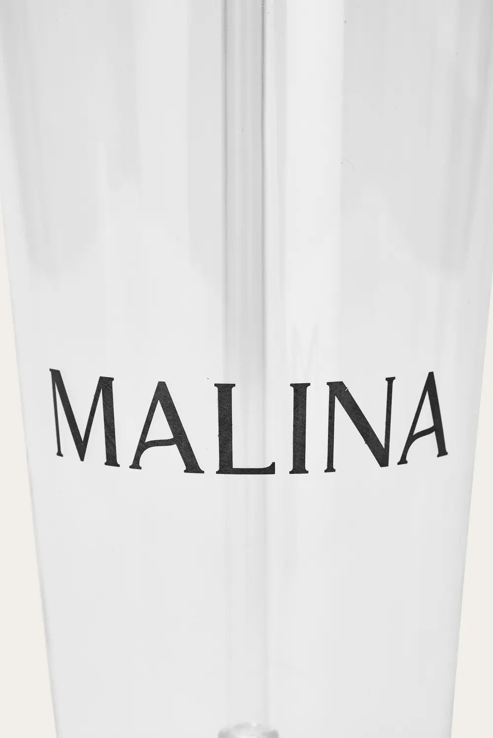 MALINA REUSABLE CUP
Malinas limitierender wiederverwendbarer Becher