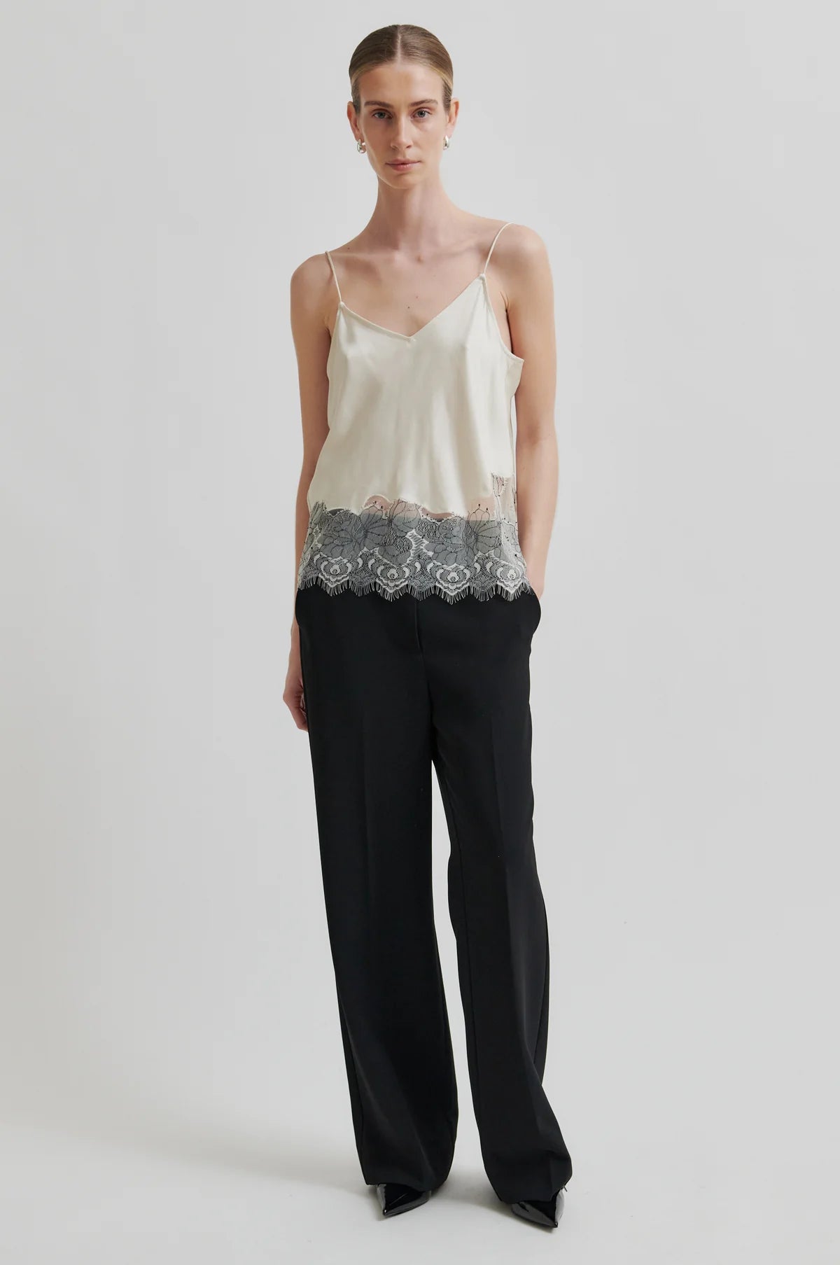 Wila Strap Top