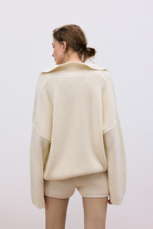 Lotus Woman Short Ecru