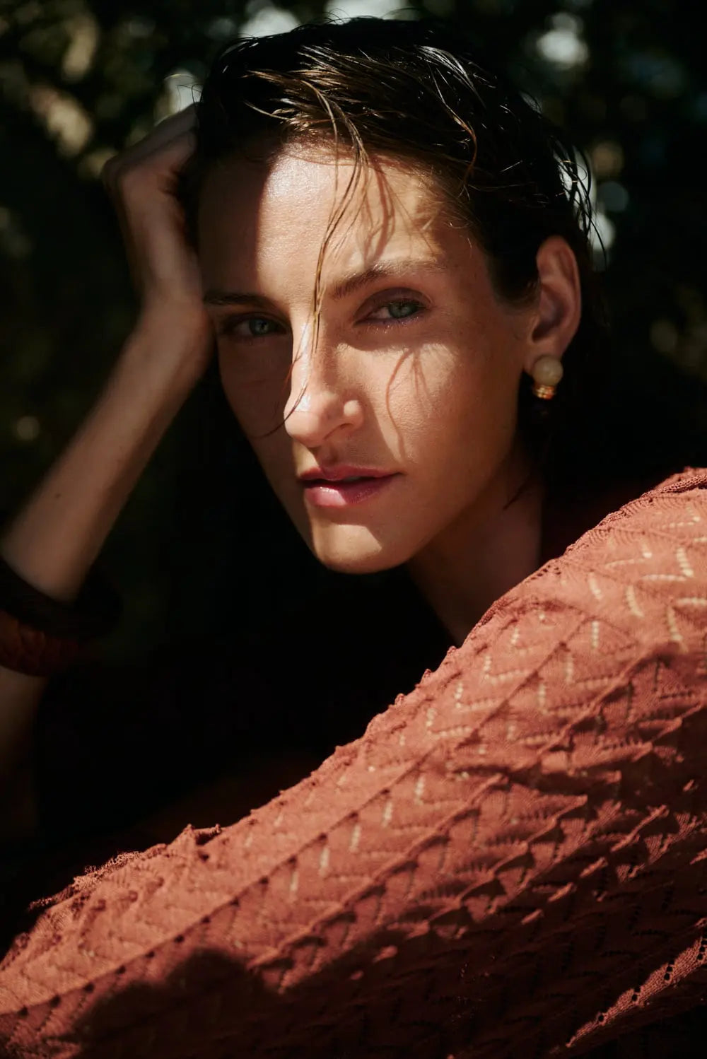 IMENE STRICKPOLO Pointelle-Strickpolo mit V-Ausschnitt