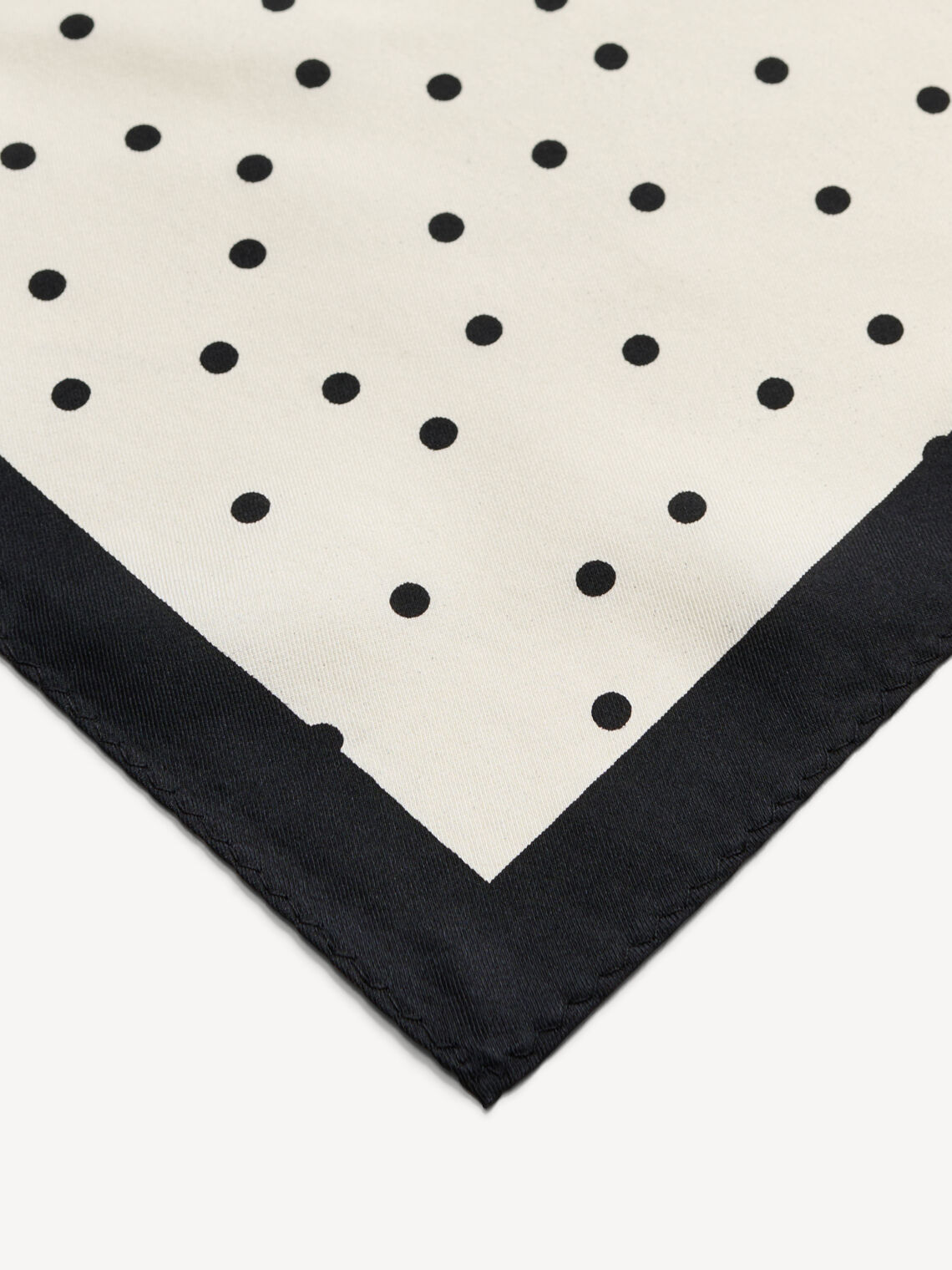 Poula-Seidenschal | By Malene Birger