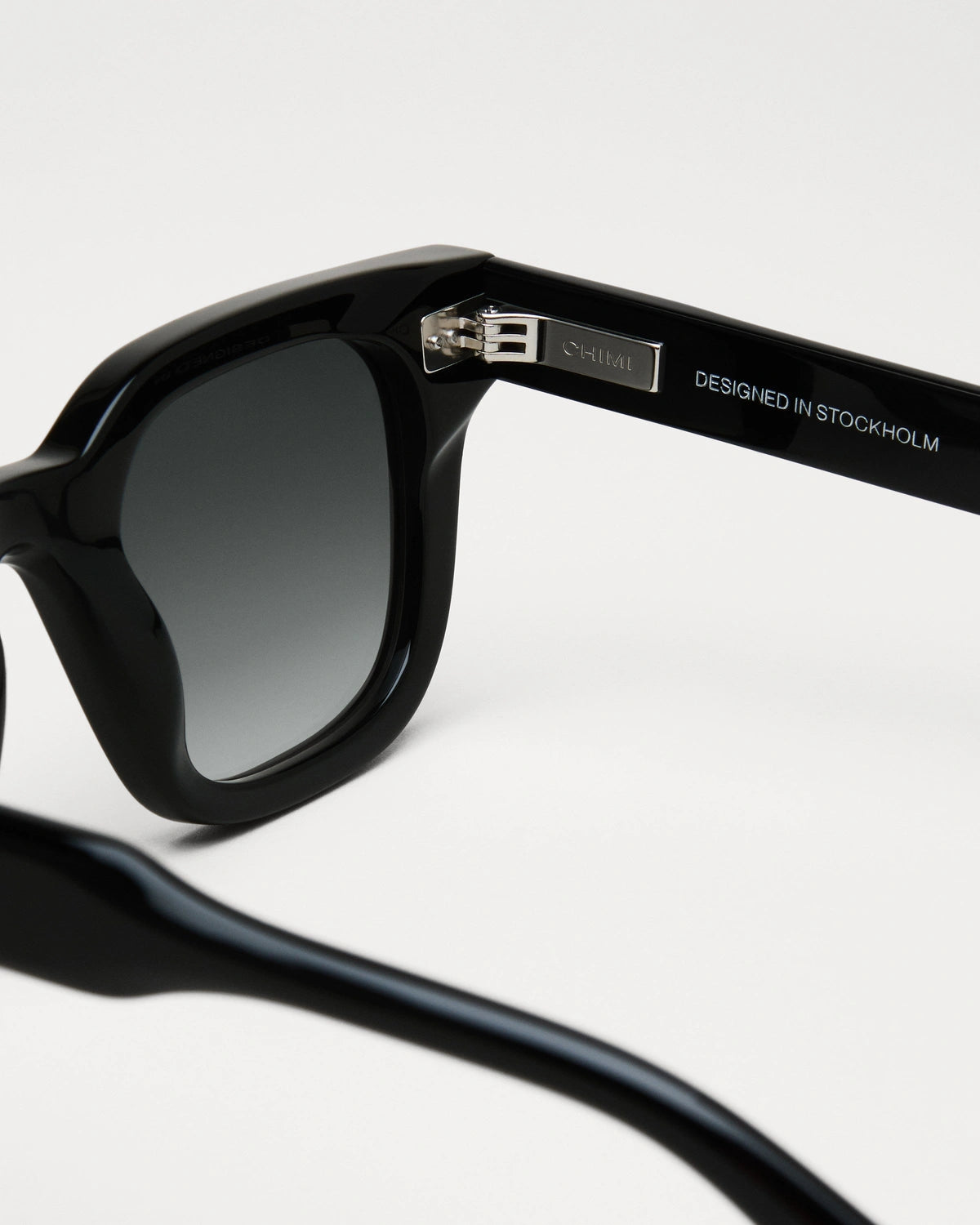 CHIMI Sonnenbrille 04 Black Gradient