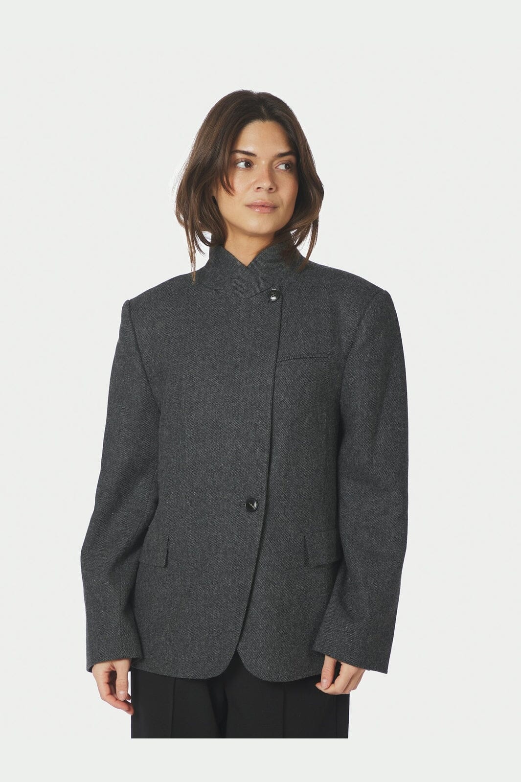 Nnnerine Structure Twill Blazer in Grey| NEO NOIR