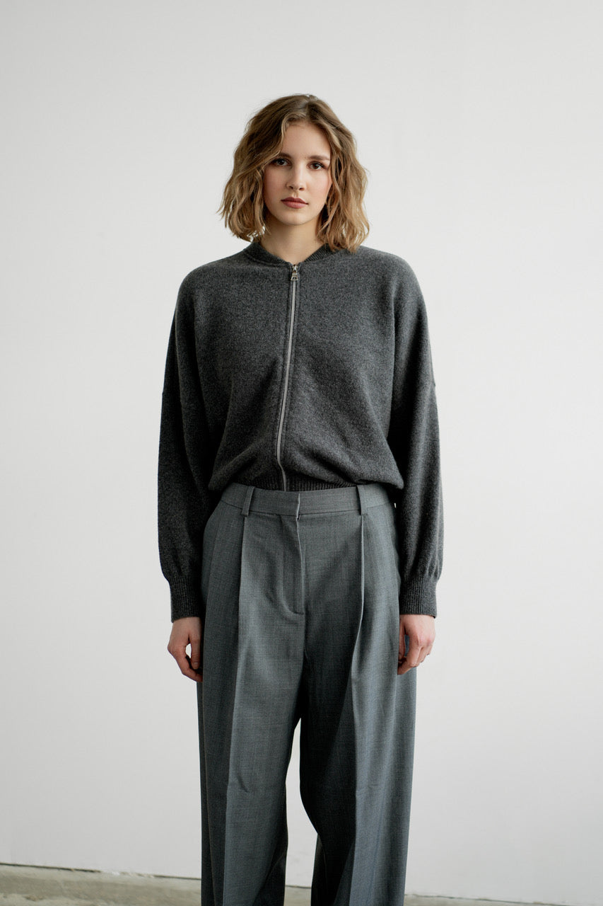 JACKIE in Anthrazite