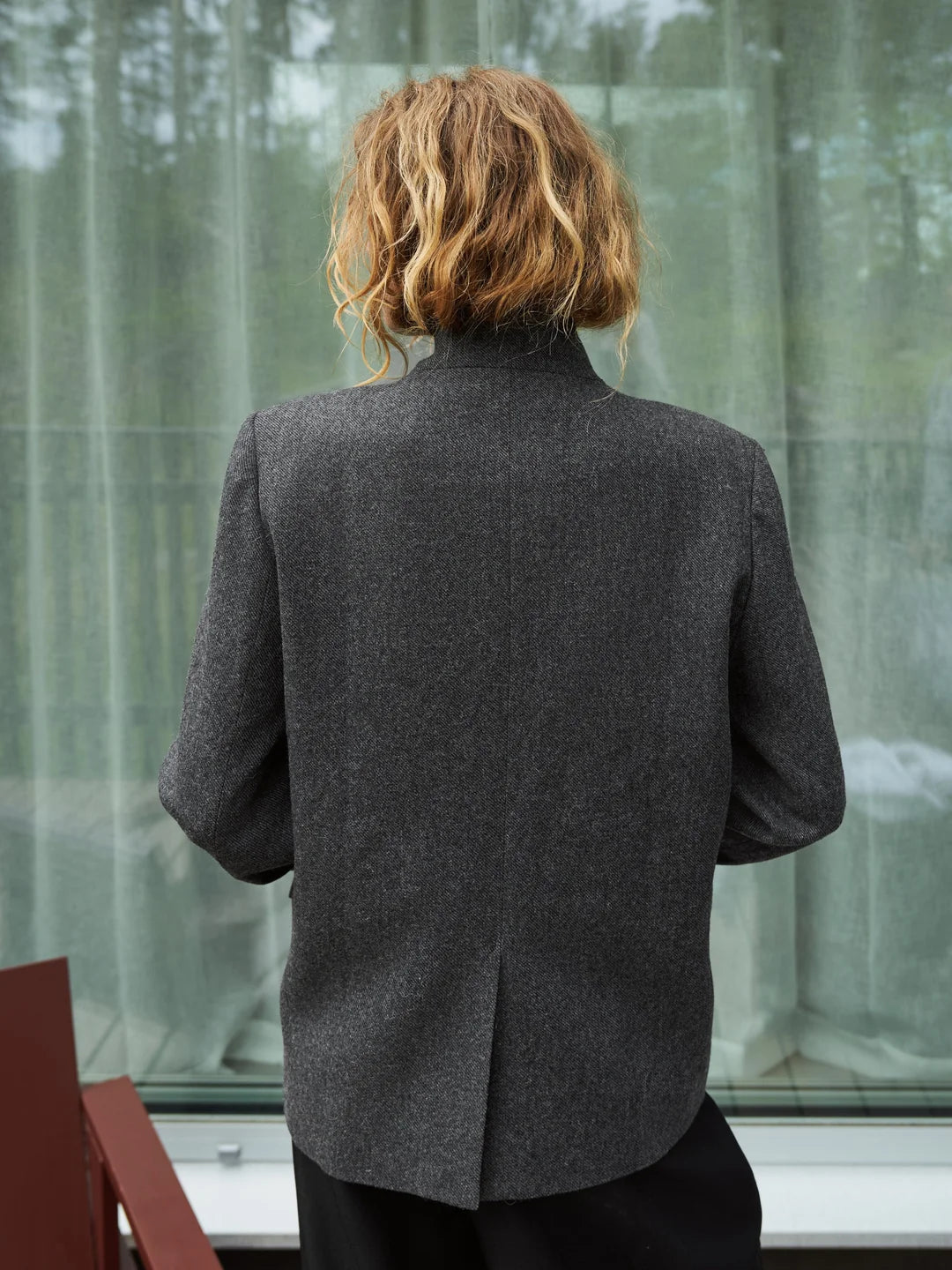 Nnnerine Structure Twill Blazer in Grey| NEO NOIR