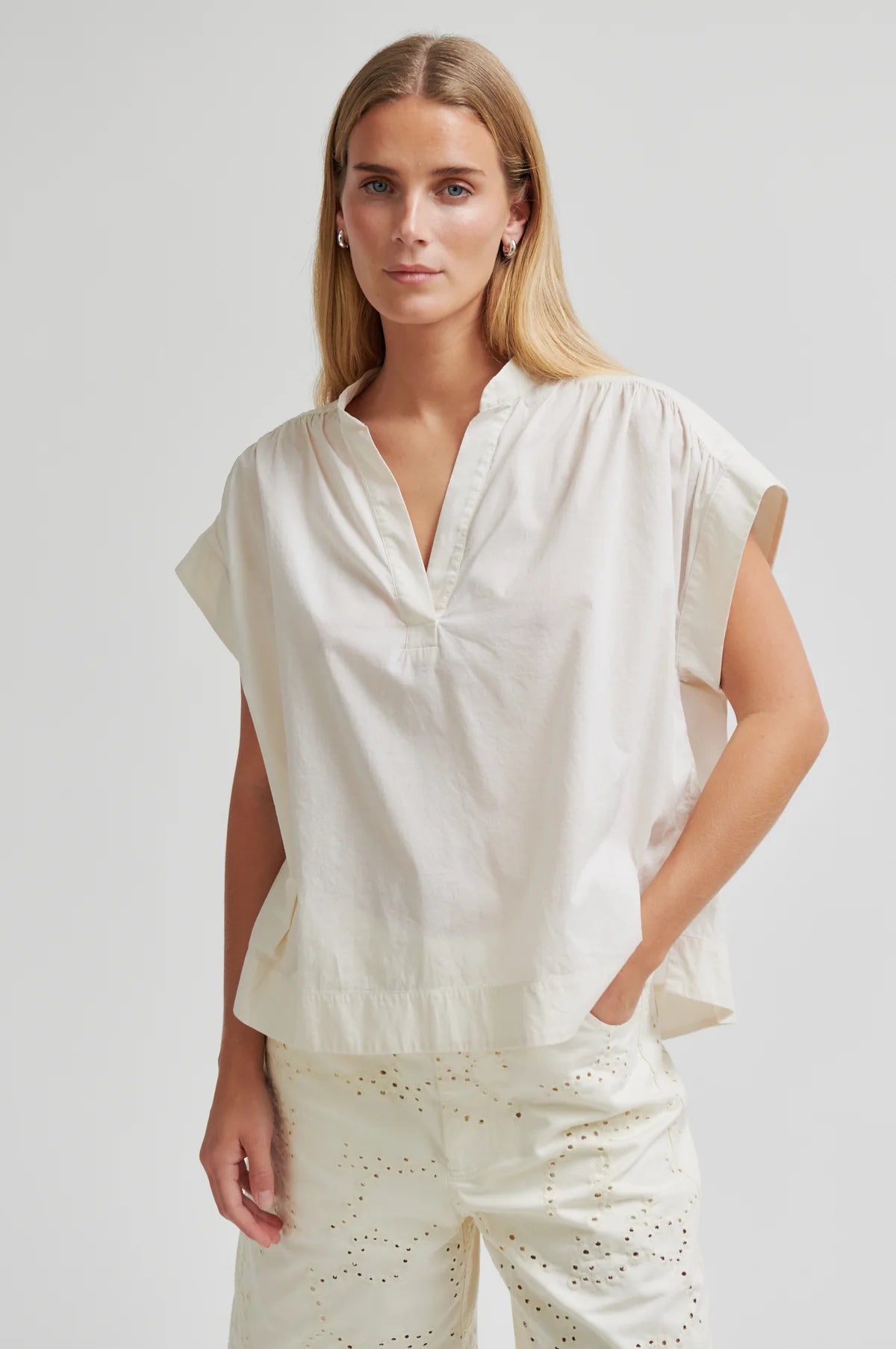 Avida Oversize Top