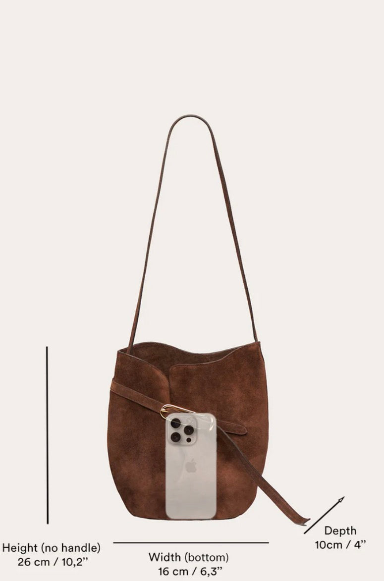 BELTED BUCKET BAG DARK BROWN SUEDE | Liffner