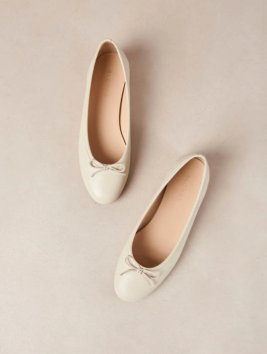 Oriana Ballerinas aus Leder in Creme