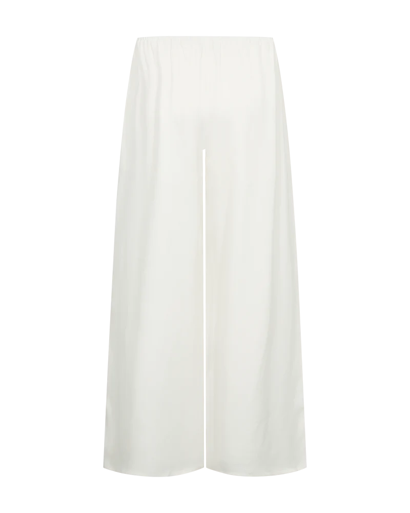 CMVISHA - HOSE IN WOLLWEISS