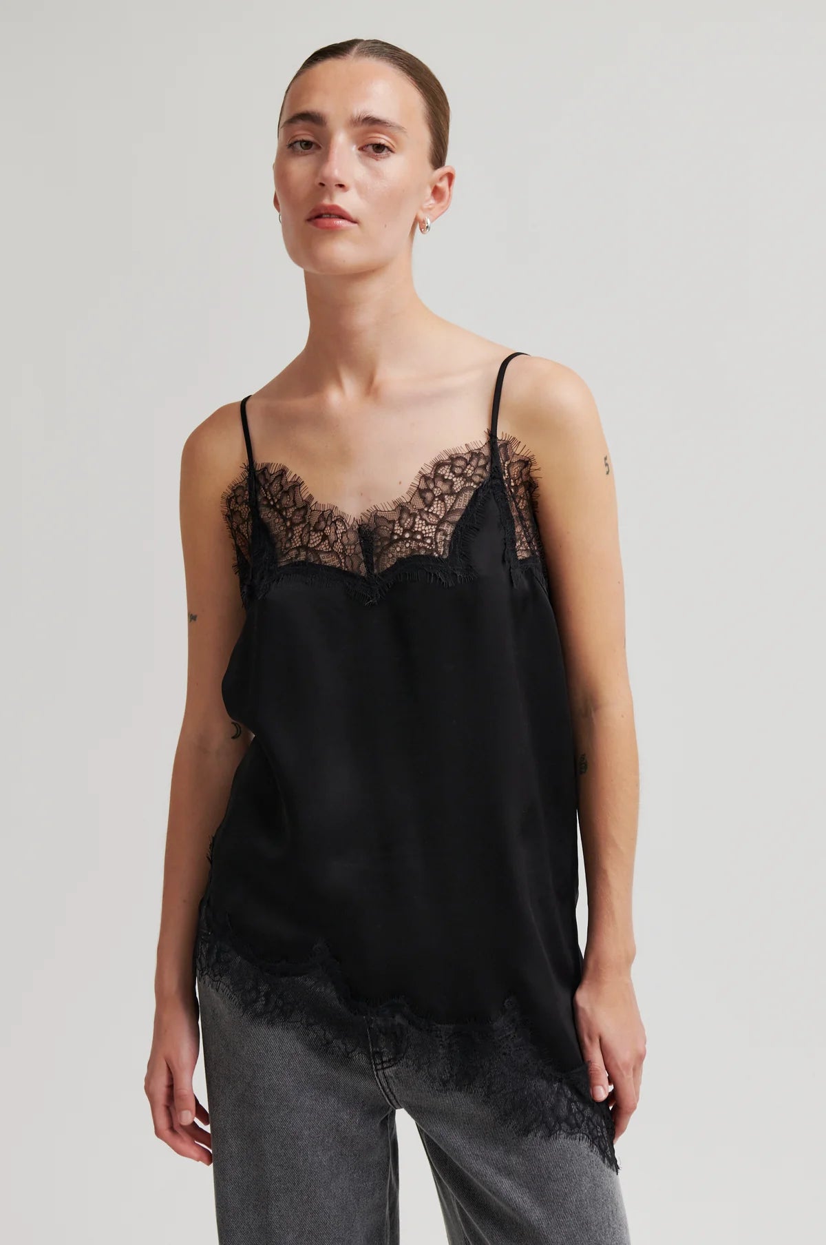 Lacia Strap Top Black