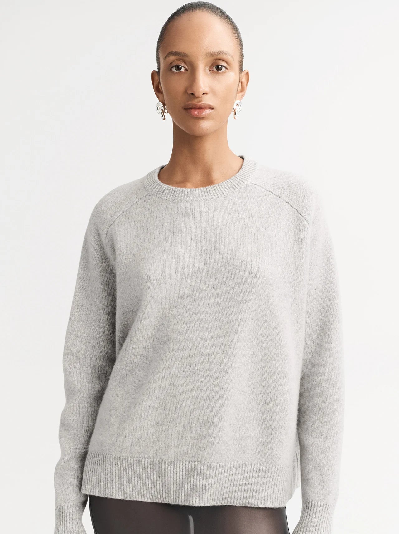 Boyfriend Crewneck in Light Grey