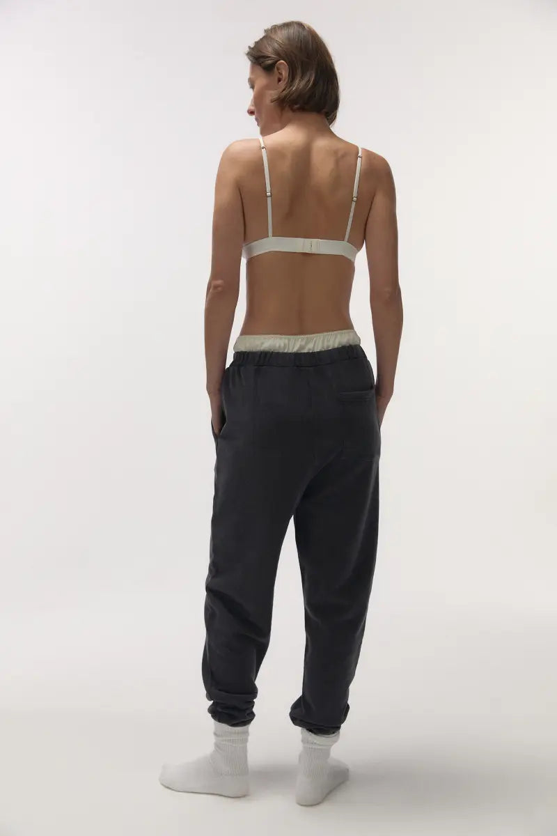 DONNA Comfortable trackpants in Black