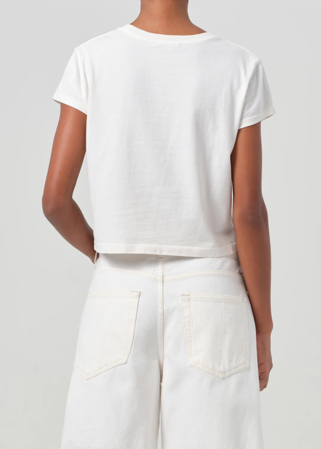 ADINE SHRUNKEN TEE IN WHITE ASH AGOLDE