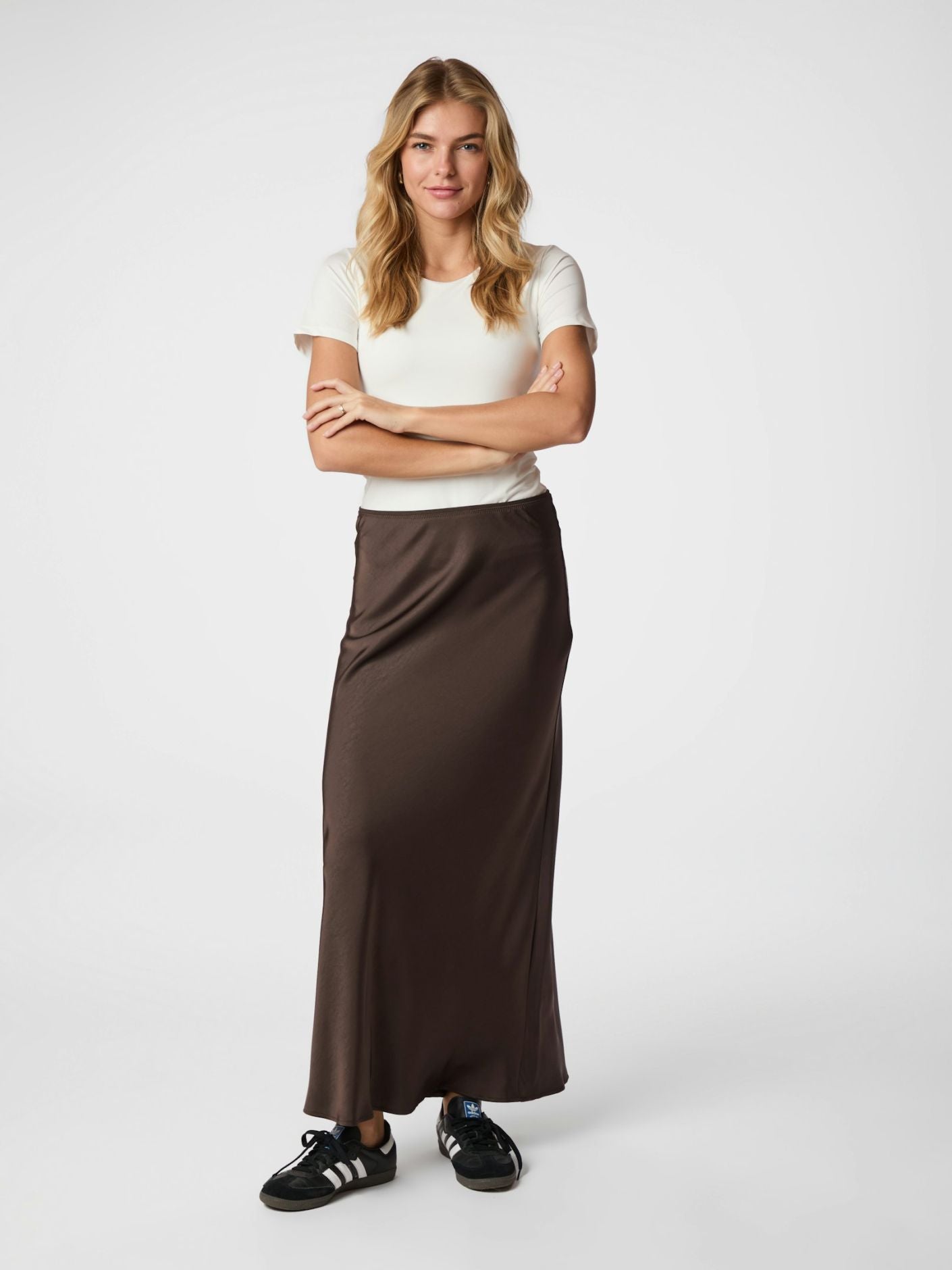 Vicky Heavy Satin Skirt Dark Brown