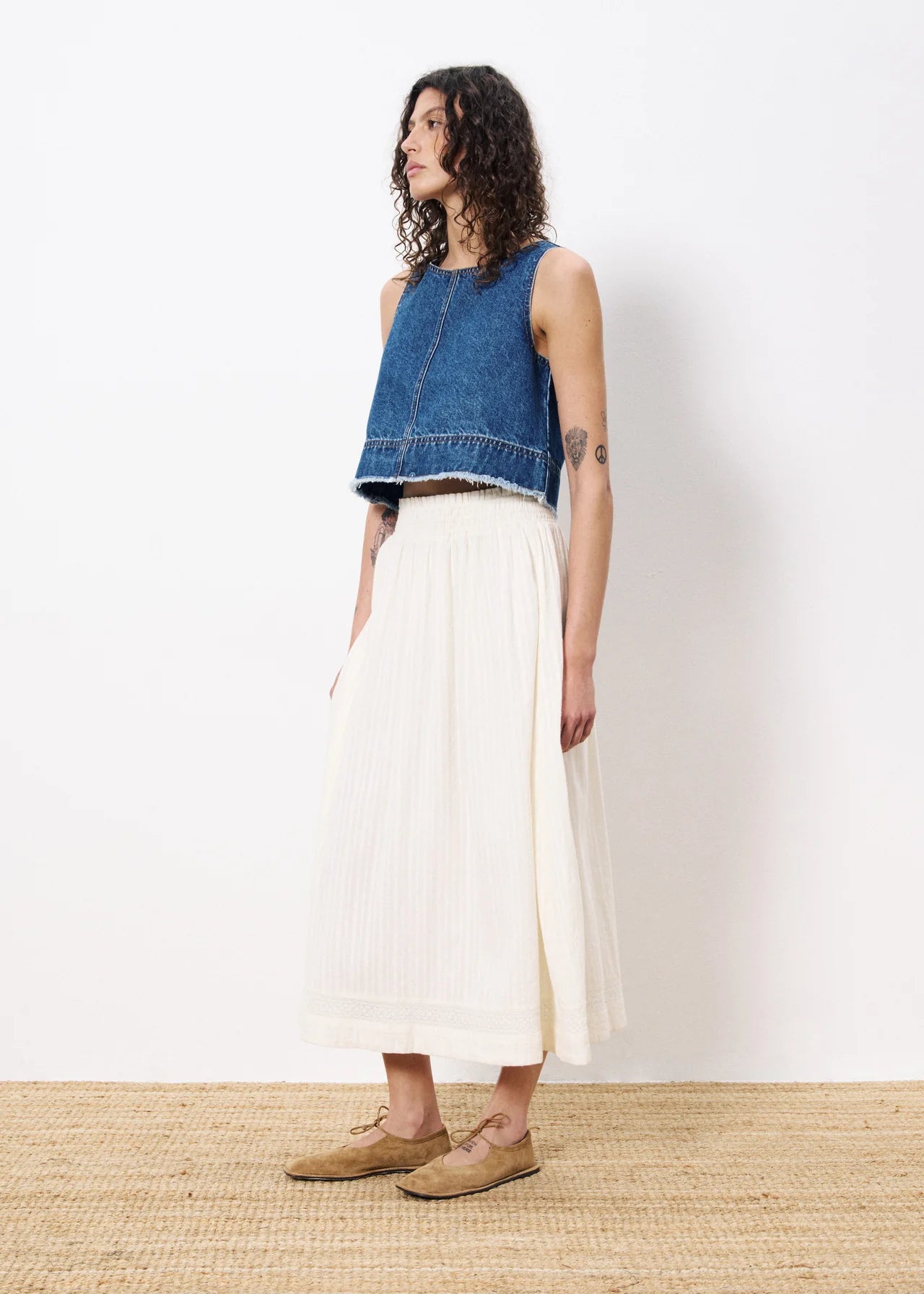 AKANE CREAM SKIRT