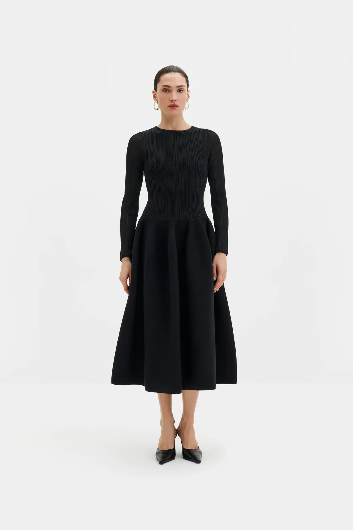 ELONA MIDIKLEID Langärmeliges Midikleid mit voluminösem Rock | MALINA