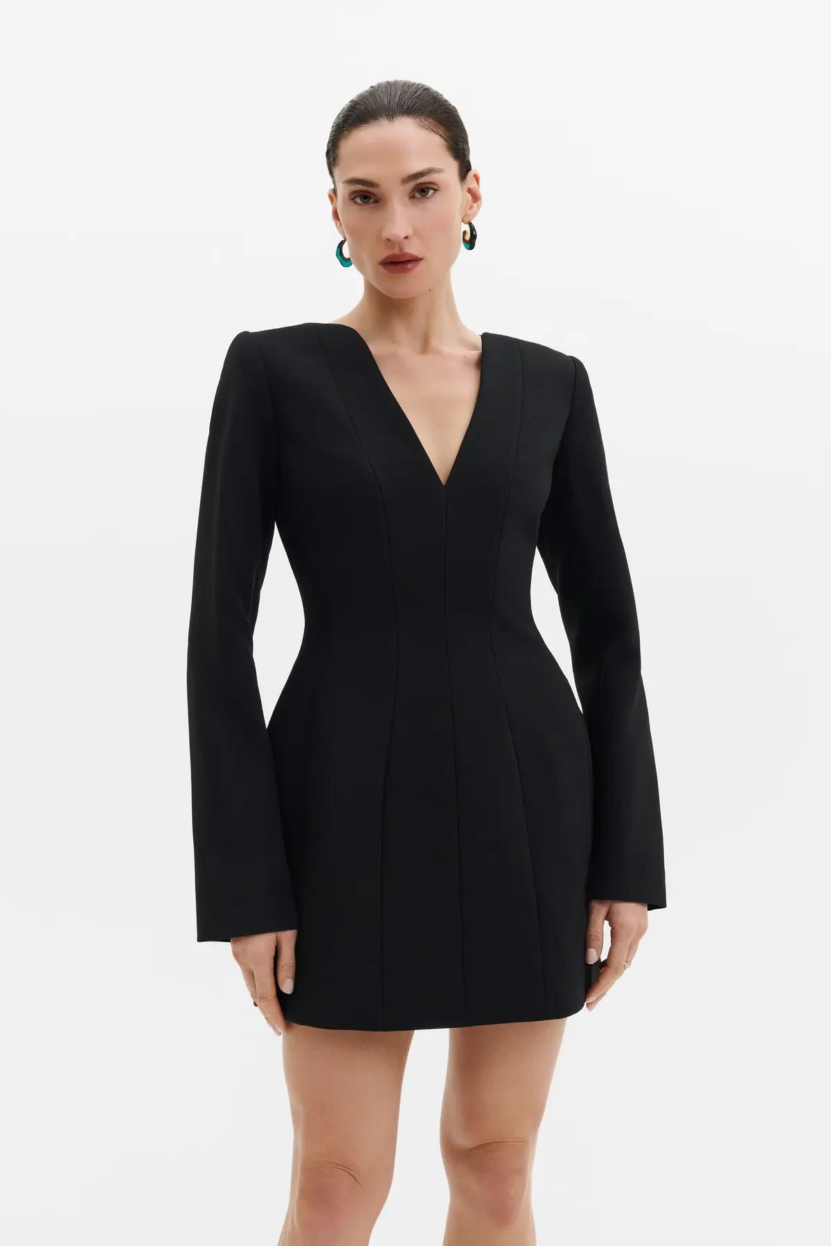 NINNI MINIKLEID Minikleid in Sanduhr-Silhouette mit tiefem V-Ausschnitt | MALINA