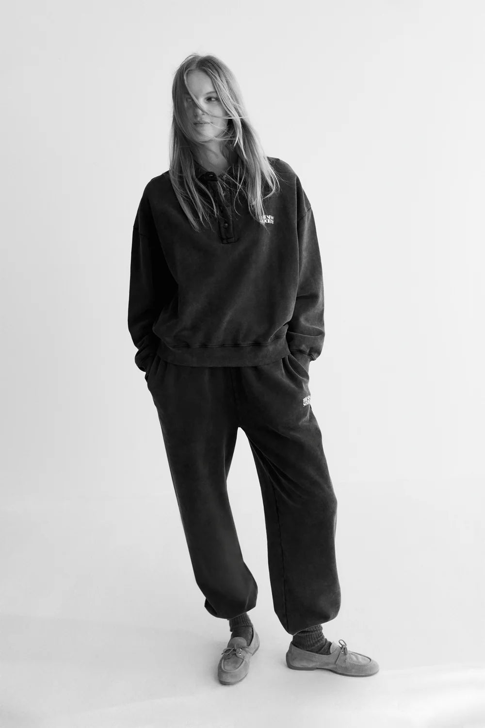 TNS Logo Collection Woman Jogging
