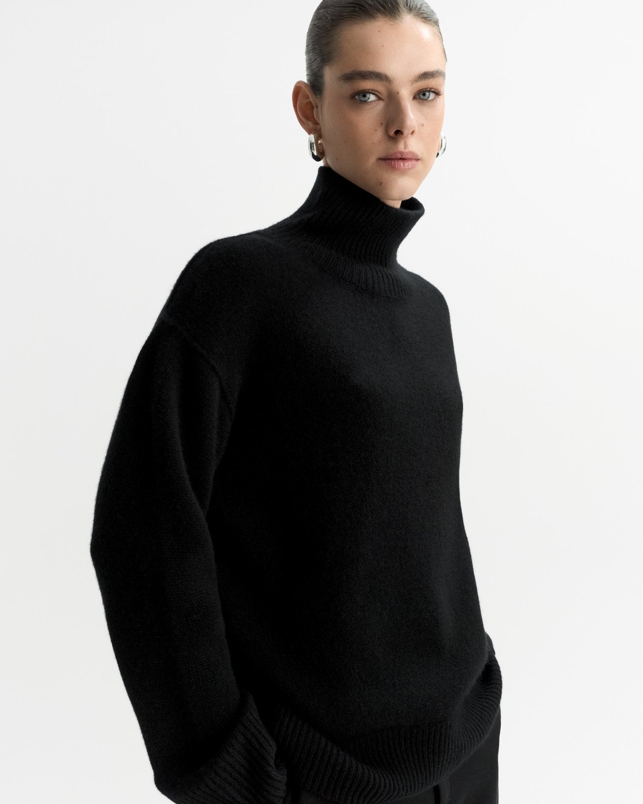 Boyfriend Turtleneck - Black