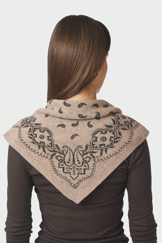 Adelina Paisley Knit Scarf Beige| NEO NOIR
