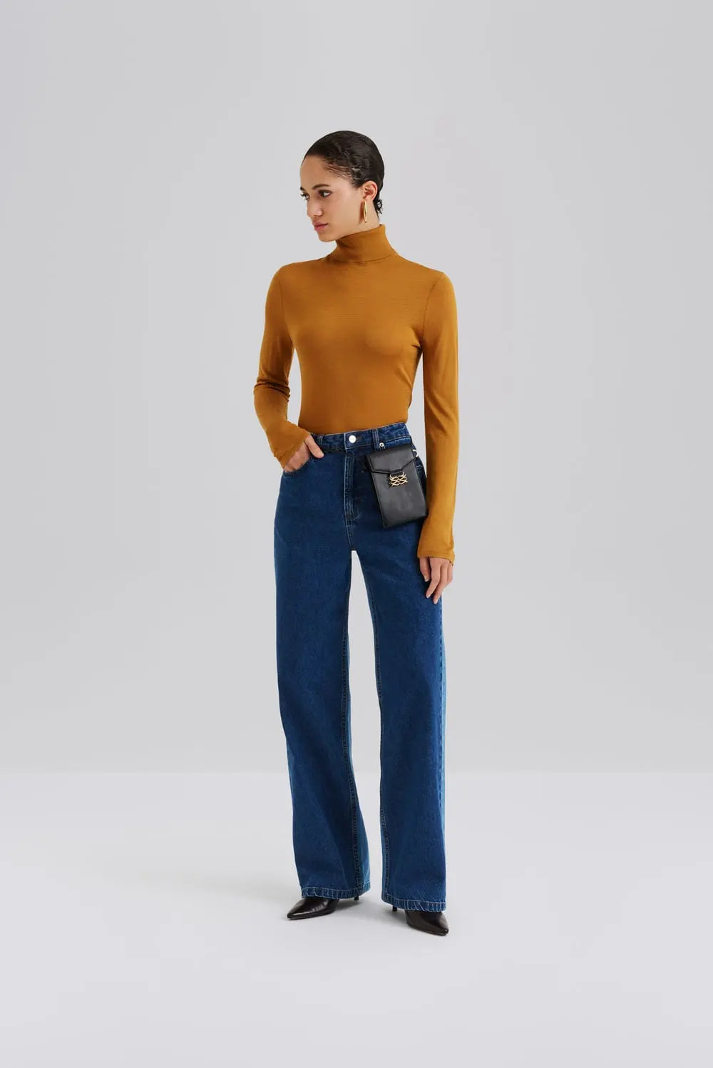 MONOGRAM SMARTPHONE-TASCHE Monogram Handytasche aus Leder