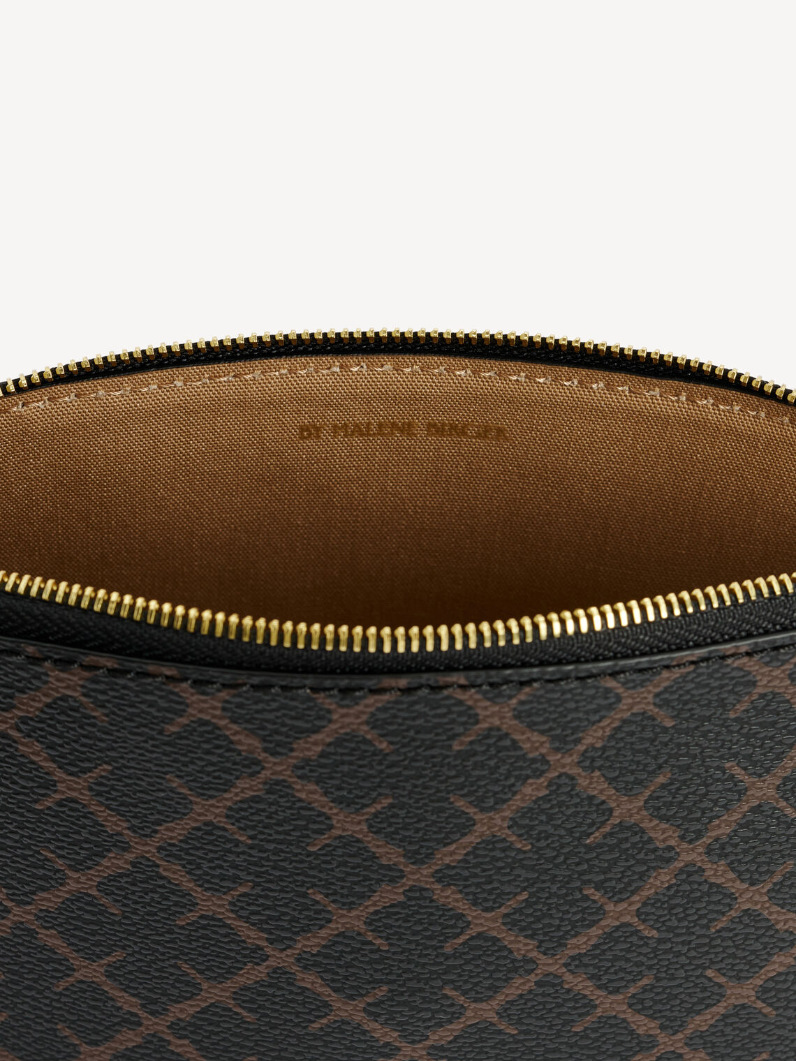 Bae Small Kosmetiketui - dark chocolate| By Malene Birger