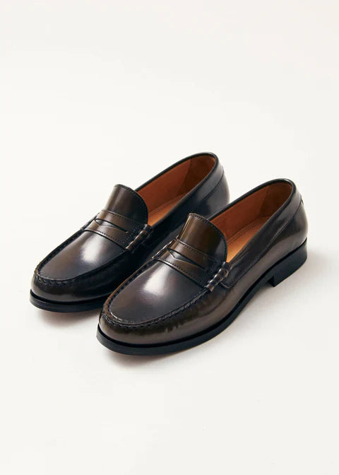 Loafer Rivet in Coffee