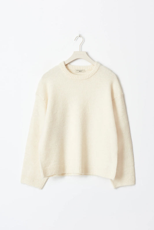 Crew neck knitted Sweater