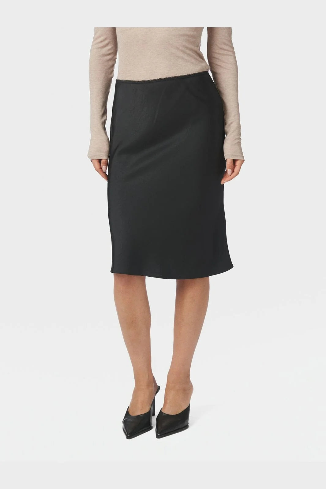 Mindie Skirt in Black | NEO NOIR