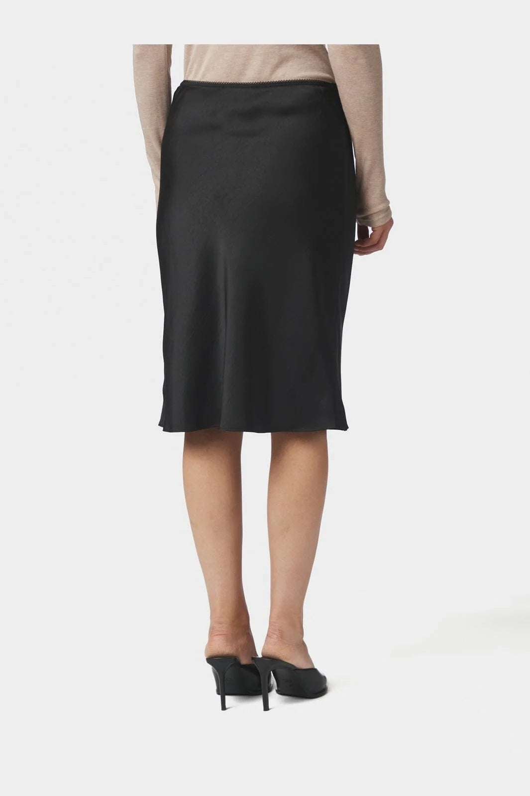 Mindie Skirt in Black | NEO NOIR