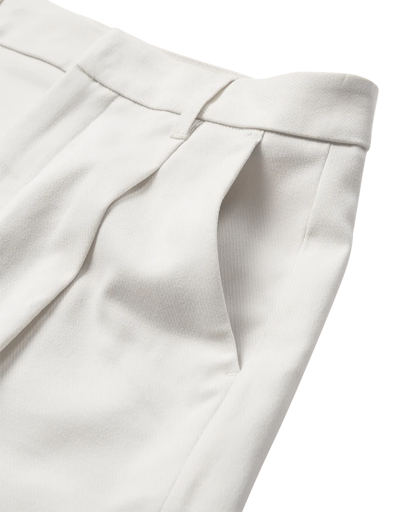 CMTAILOR - SHORTS IN WOLLWEISS | Copenhagen Muse