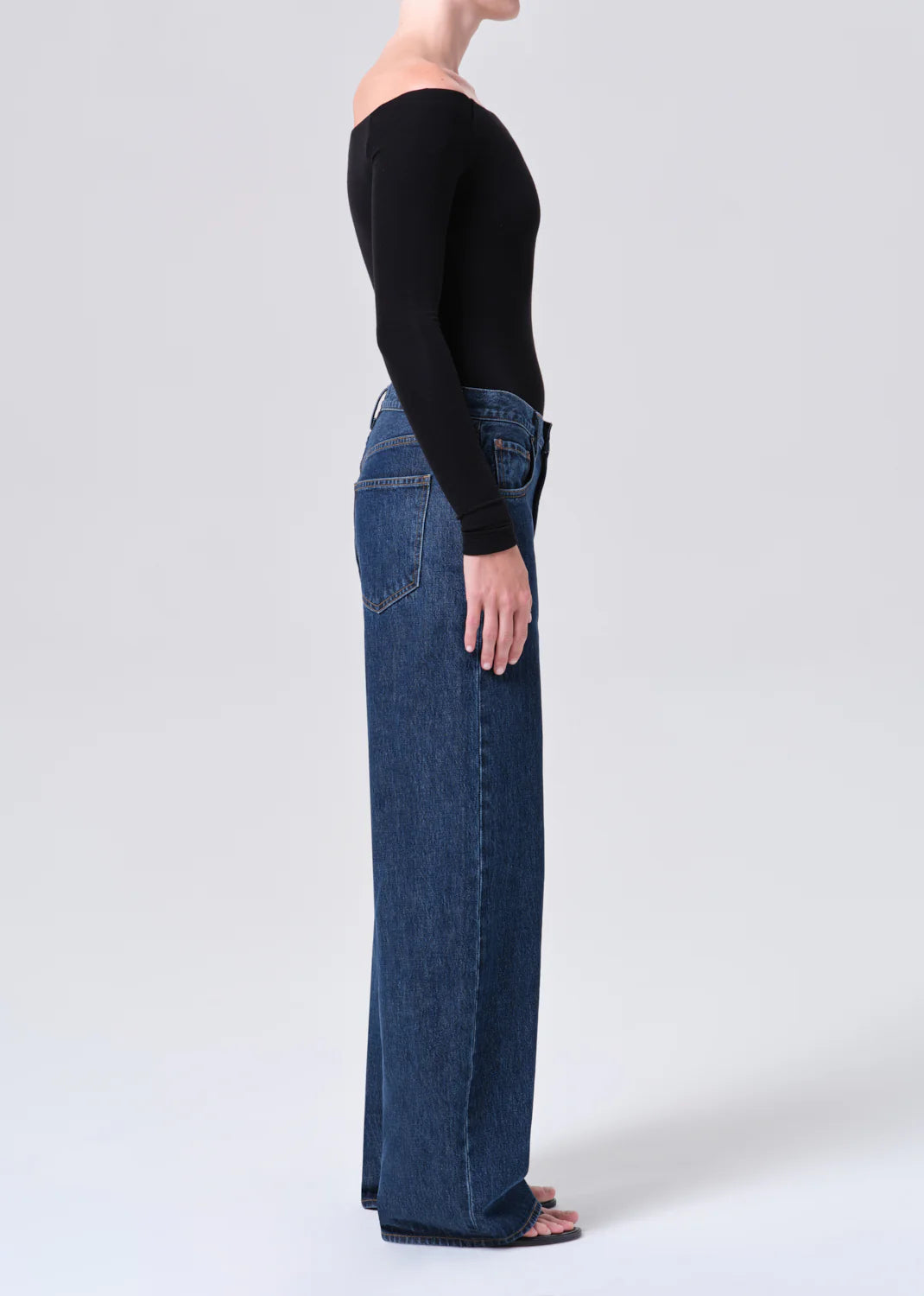 LOW CURVE JEAN IN PENDULUM | AGOLDE