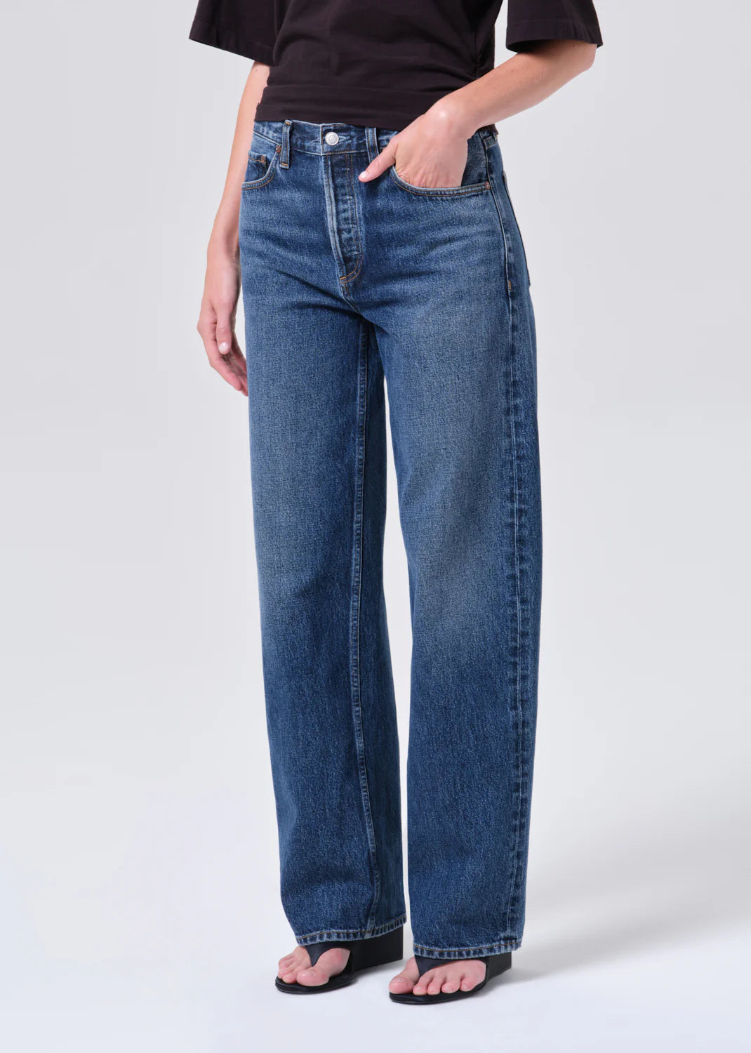 ARC JEAN 32" IN SHORTWAVE